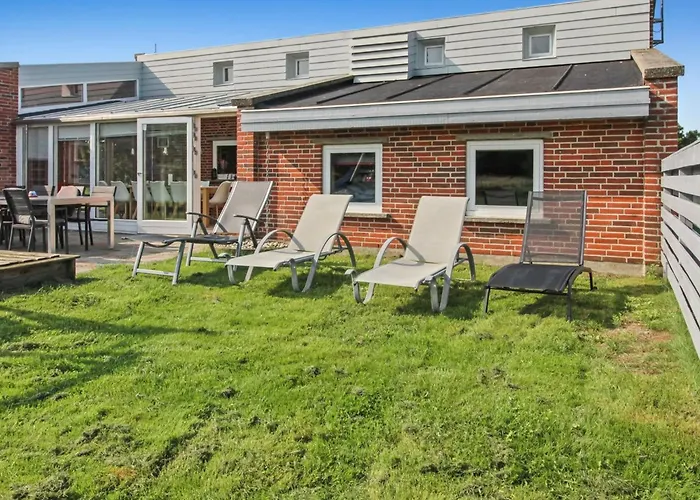 Liska - 1km From The Sea By Interhome Vejers Strand